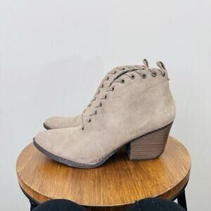 Coconuts by Matisse Alabama Ivory Western Ankle Boot Womens Size 7.5